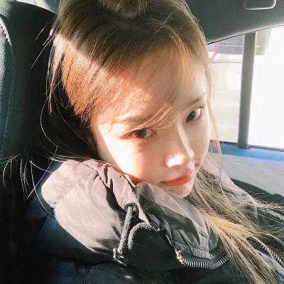 2023年最潮最火女生头像(精选40张)