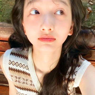 2023年最潮最火女生头像(精选40张)