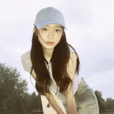 2023年微信美女头像(优选26张)