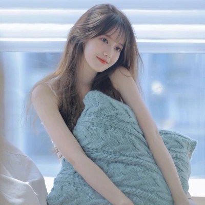 2023年微信美女头像(优选26张)