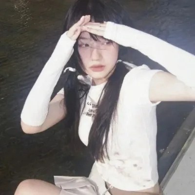 2023年微信美女头像(优选26张)