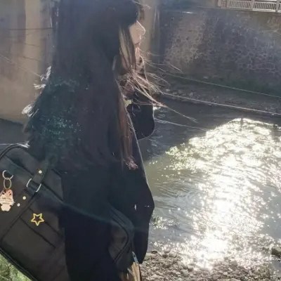 2023年微信美女头像(优选26张)