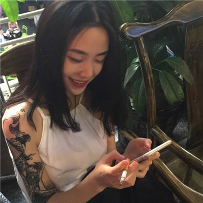 高清好看的高冷超拽有范女头图片(精选36张)