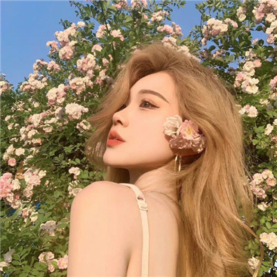很绝的氛围感微信女头(精选12张)