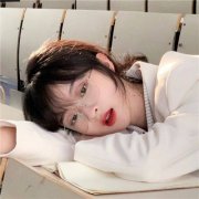 2023最火的美女头像(共20张)