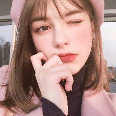 高清好看的欧美风个性女头图片(共22张)