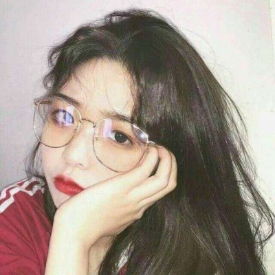 高清好看的眼镜气质女生头像图片(优选22张)