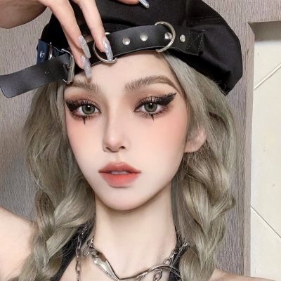 甜甜的又很酷酷的美女微信头像(精选36张)