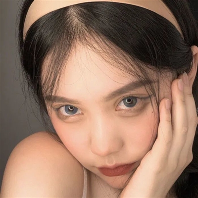 甜甜的又很酷酷的美女微信头像(精选36张)
