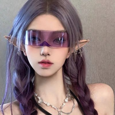 甜甜的又很酷酷的美女微信头像(精选36张)