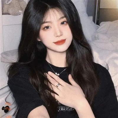 甜甜的又很酷酷的美女微信头像(精选36张)