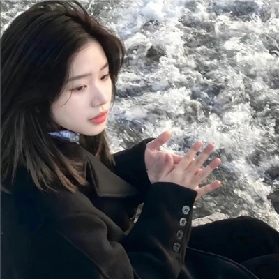 干净温柔气质女生头像图片(精选38张)