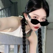 高清时尚的女生霸气御姐范头像图片(24张)