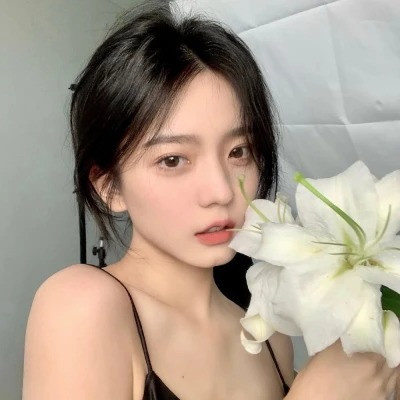 高级气质有品位的微信女生头像(精选35张)