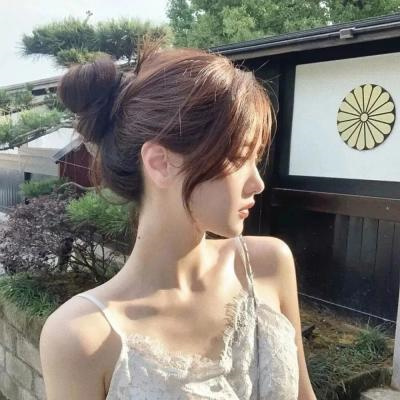 清新简约的小女生头像(24张)