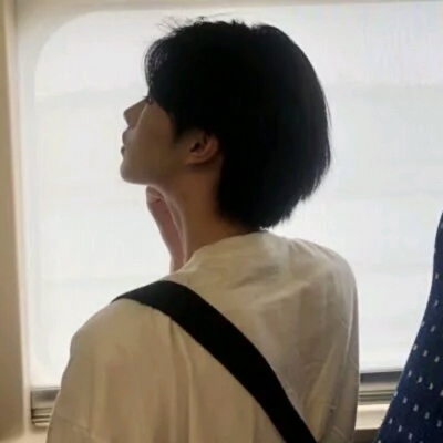 渣男必备的QQ霸气男生头像(共22张)
