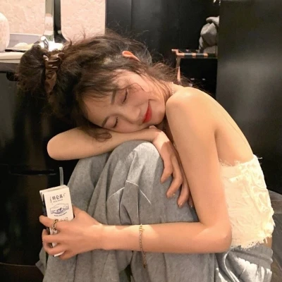 高清好看的清新甜美优质真人女头图片(优选34张)