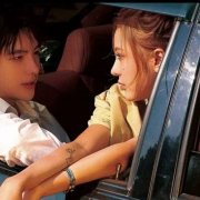 情侣头像一左一右配对真人图片(共24张)