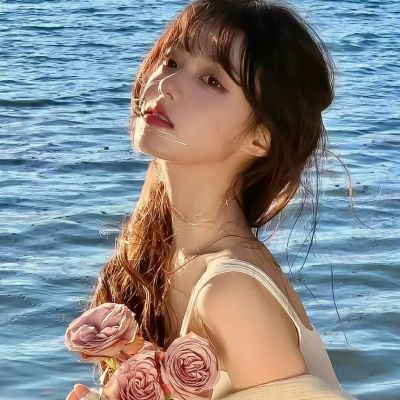 风景系很温柔的女头(24张)