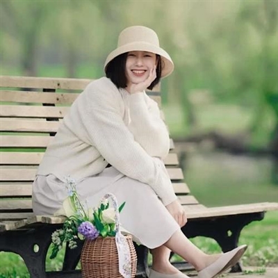 30岁女生头像(共18张)