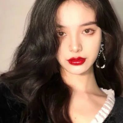 超拽霸气高冷女生头像(精选38张)