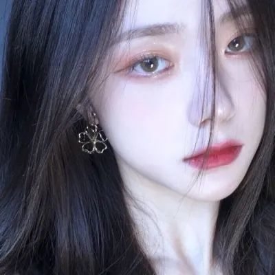 超拽霸气高冷女生头像(精选38张)