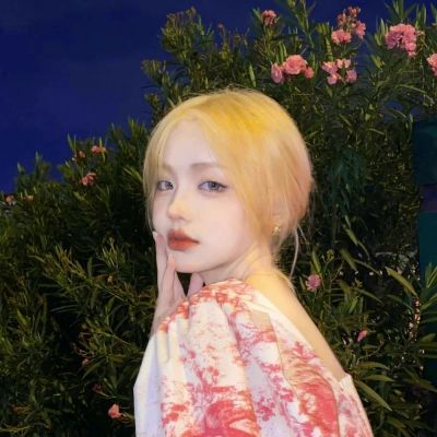 长我审美上的好看女生头像(优选40张)