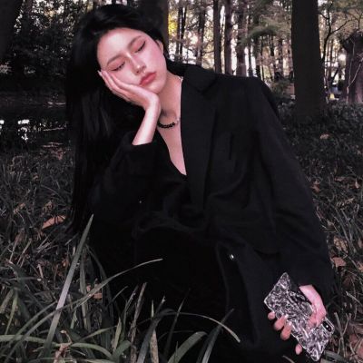 长我审美上的好看女生头像(优选40张)