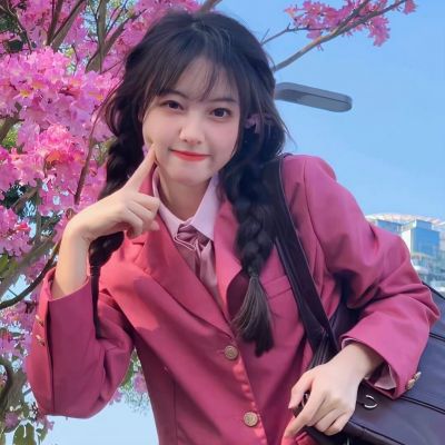 长我审美上的好看女生头像(优选40张)