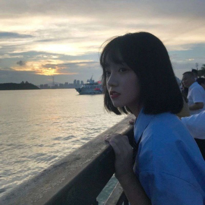女生个性好看的侧脸扣扣头像(优选36张)