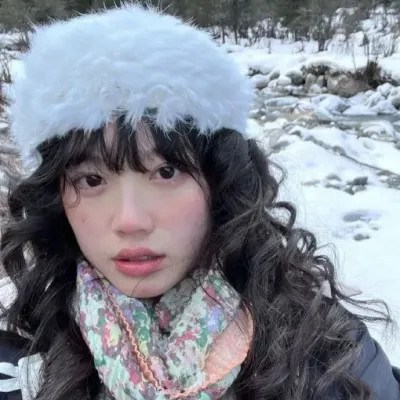 2023年最酷的女生头像(38张)