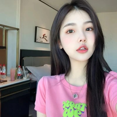 2023高清女头真人图片(共18张)