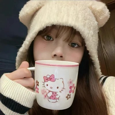 2023高清女头真人图片(共18张)