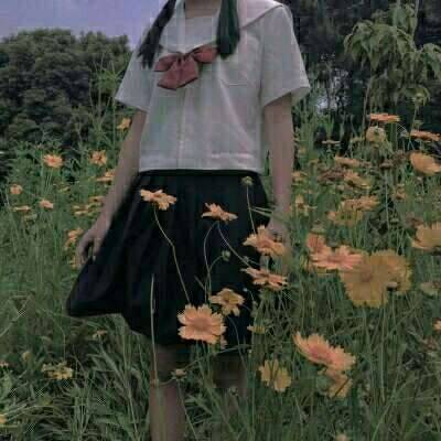 清新白色森系女生头像(优选38张)