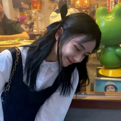 清新白色森系女生头像(优选38张)