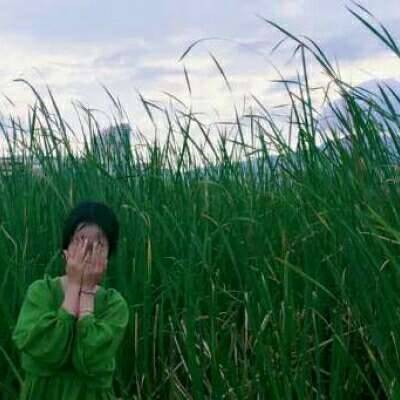 清新白色森系女生头像(优选38张)