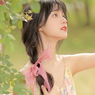 清新白色森系女生头像(优选38张)