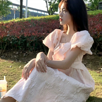 清新白色森系女生头像(优选38张)