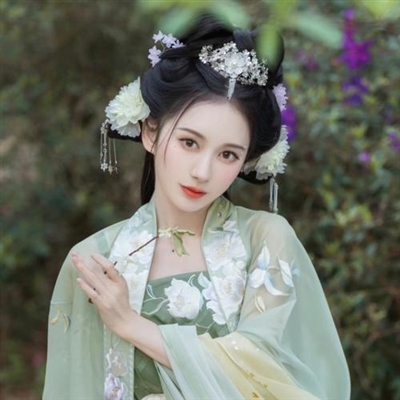 安静淡然的意境头像女(18张)
