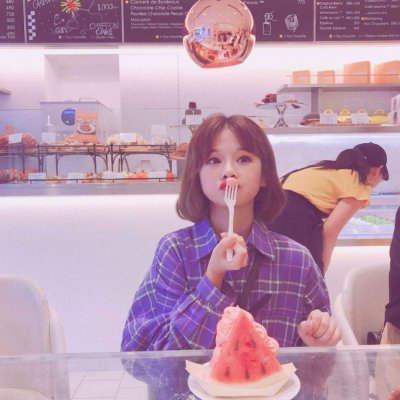 美女可爱甜美头像(共16张)