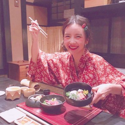 美女可爱甜美头像(共16张)