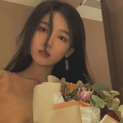 美女可爱甜美头像(共16张)