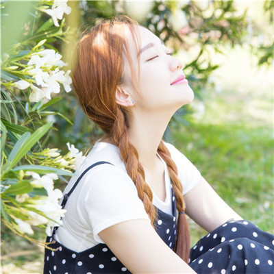 女人招财招桃花运微信头像(16张)