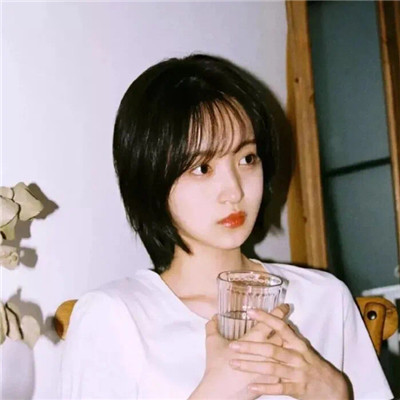 好看的气质美女头像(精选38张)