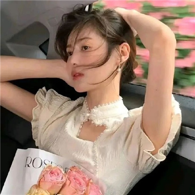 纯欲女生微信头像(精选22张)