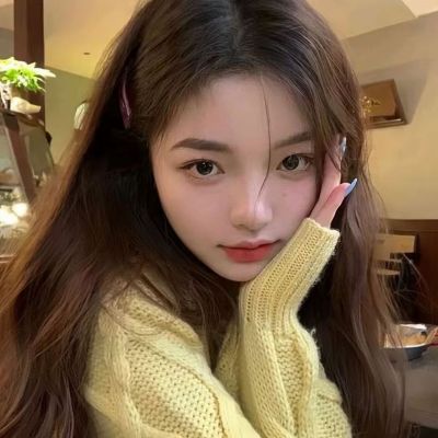 纯欲女生微信头像(精选22张)