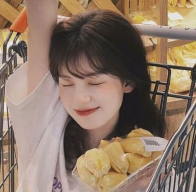 小众很好看的又很气质的女头(优选18张)