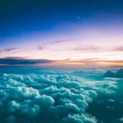 沉稳大气的微信头像图片(18张)