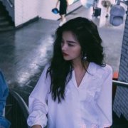 情头不明显的那种一人一张(精选16张)