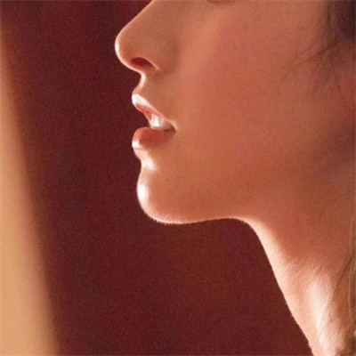 孤傲冷艳淡漠女生头像(共16张)